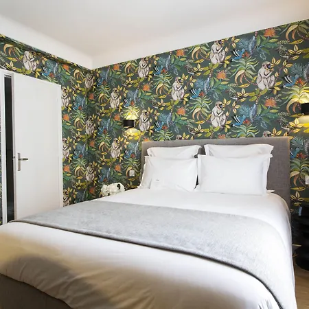 Mathis Elysees 4*