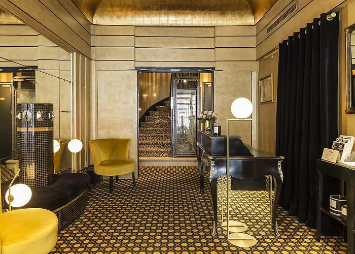 Mathis Elysees Paris