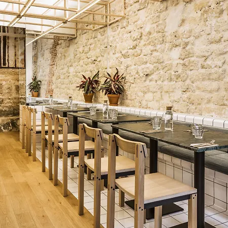 Otel Mathis Elysees 4*