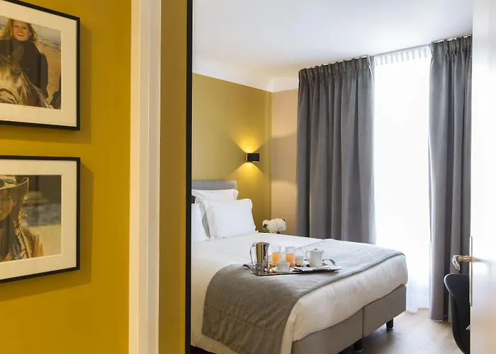 Mathis Elysees 4* Paryż