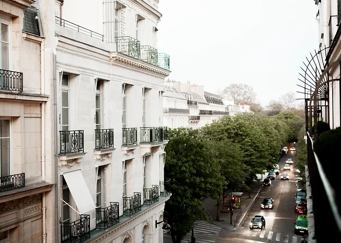 Mathis Elysées Hotel