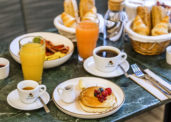 Mathis Elysees Paříž