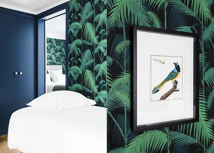 Mathis Elysees Hotel