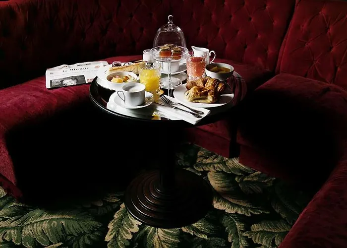 Mathis Elysees Hotel